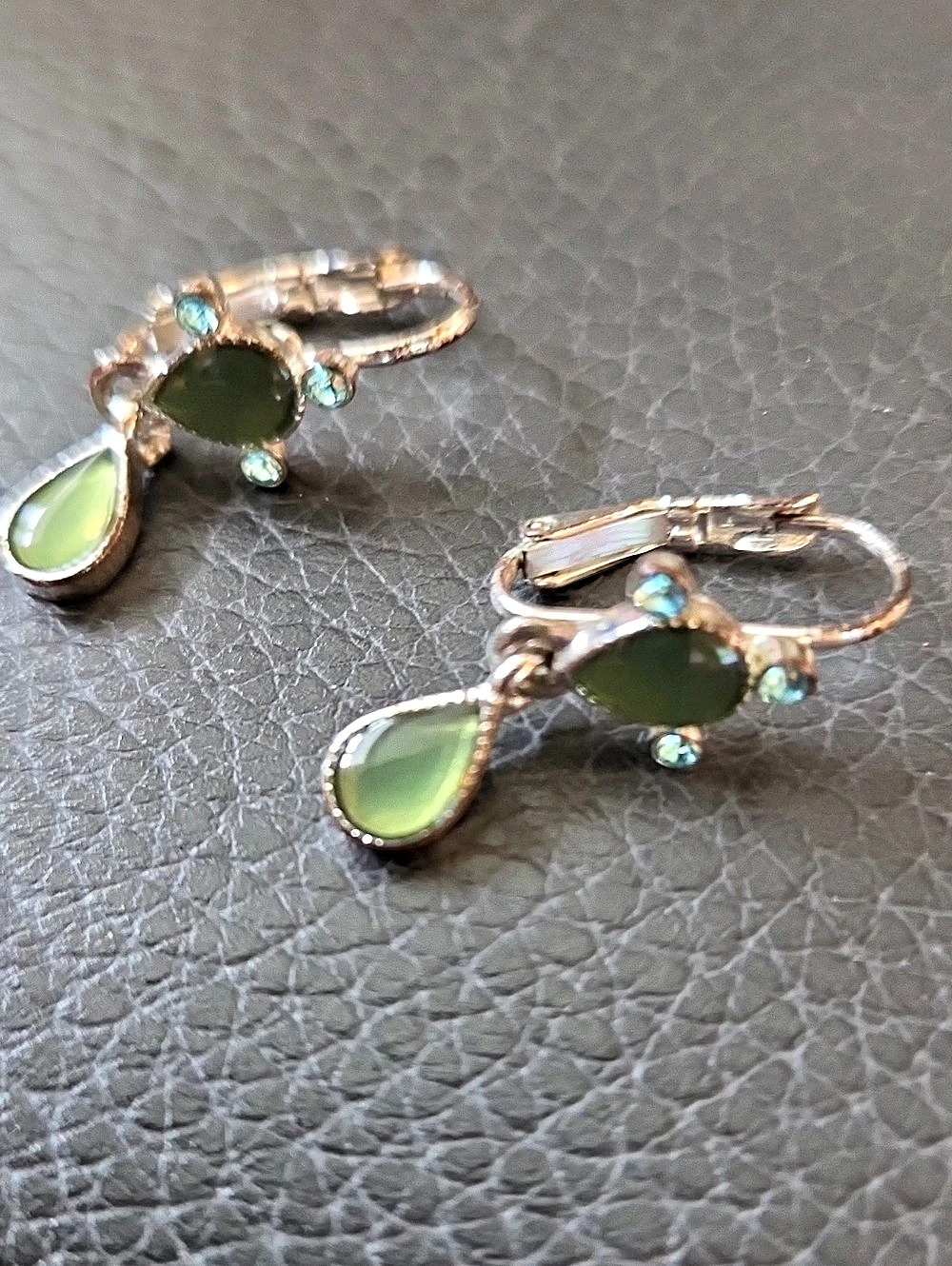 Green Teardrop Leverback Earrings Like New